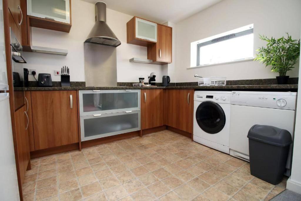 The Observatory By Mia Living 2 Bedroom Apartment Overlooking Swansea Beach With Free Parking ภายนอก รูปภาพ