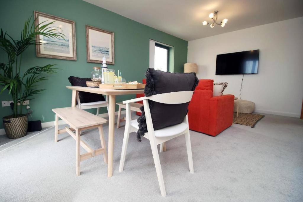 The Observatory By Mia Living 2 Bedroom Apartment Overlooking Swansea Beach With Free Parking ภายนอก รูปภาพ